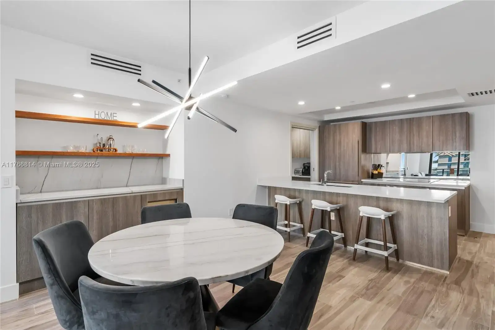 801 S Miami Ave # 4410, Miami FL 33130 photo 3