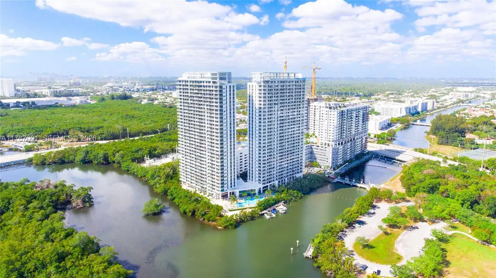 16385 Biscayne Blvd # 707, North Miami Beach FL 33160 photo 4