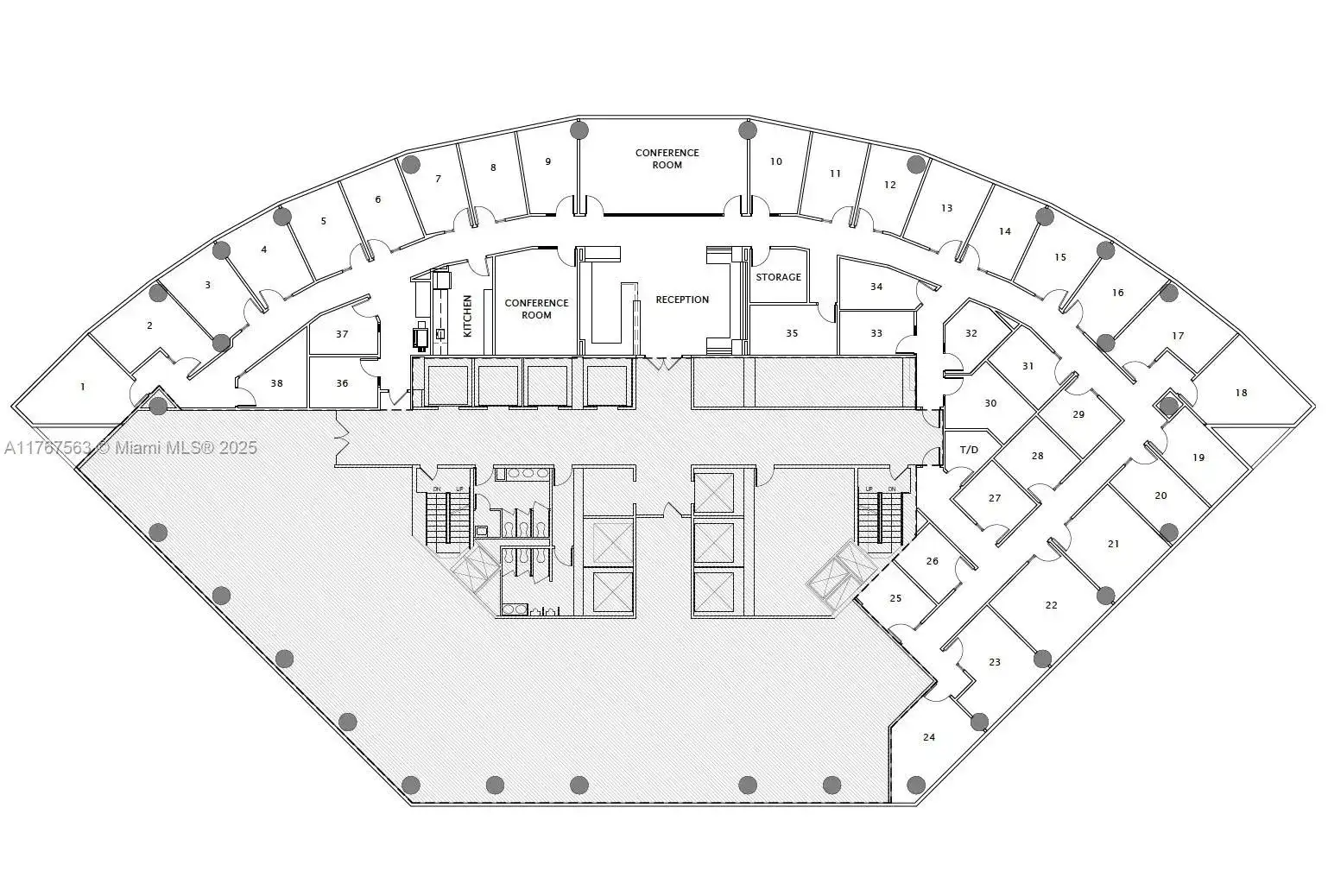 100 SE 2 ST # 2000, Miami FL 33131 photo 3