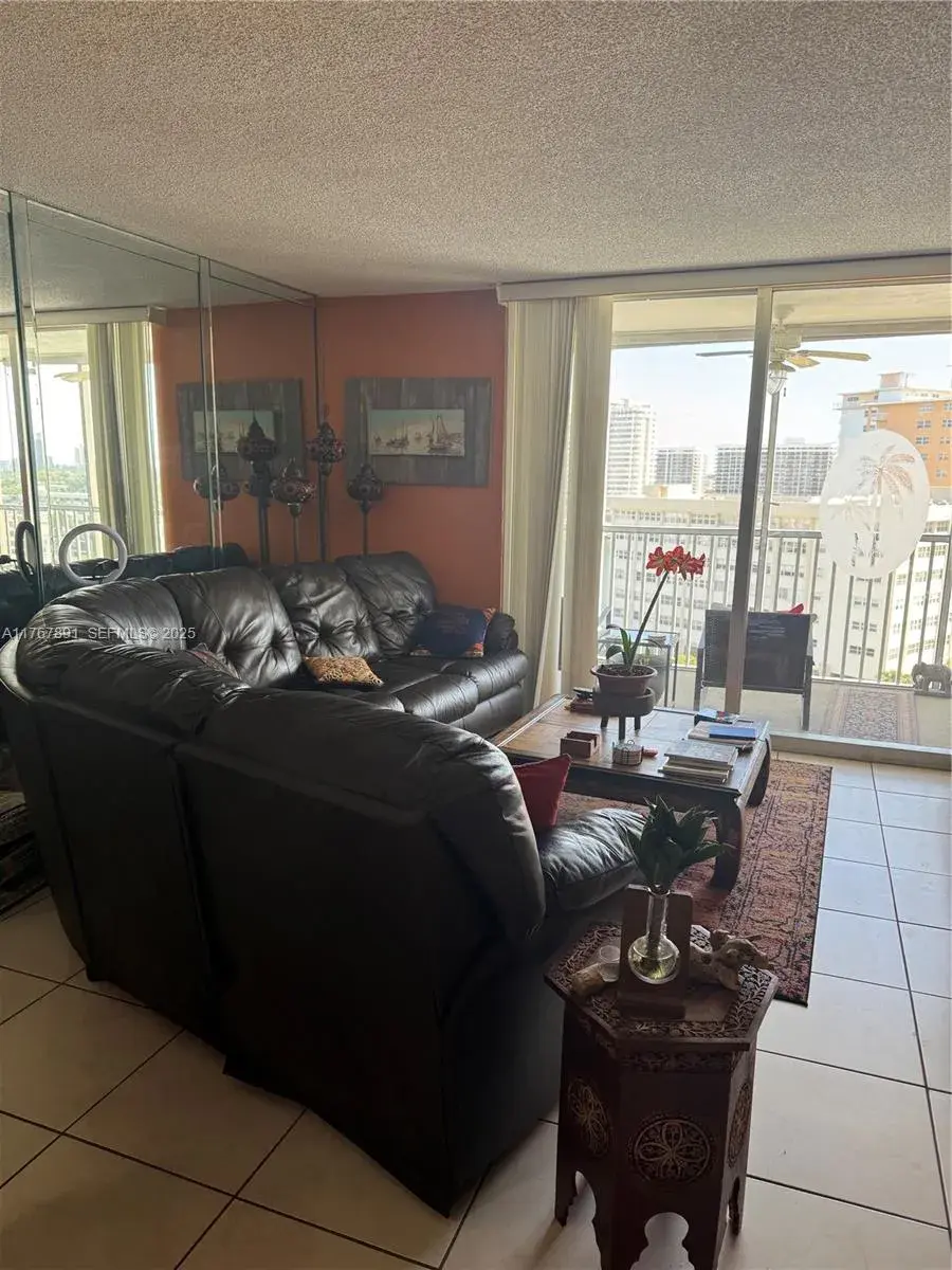 100 Golden Isles Dr # 1014, Hallandale Beach FL 33009