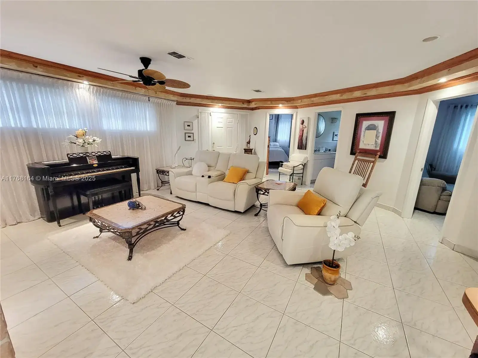 2455 NE 137th St, North Miami Beach FL 33181 photo 2