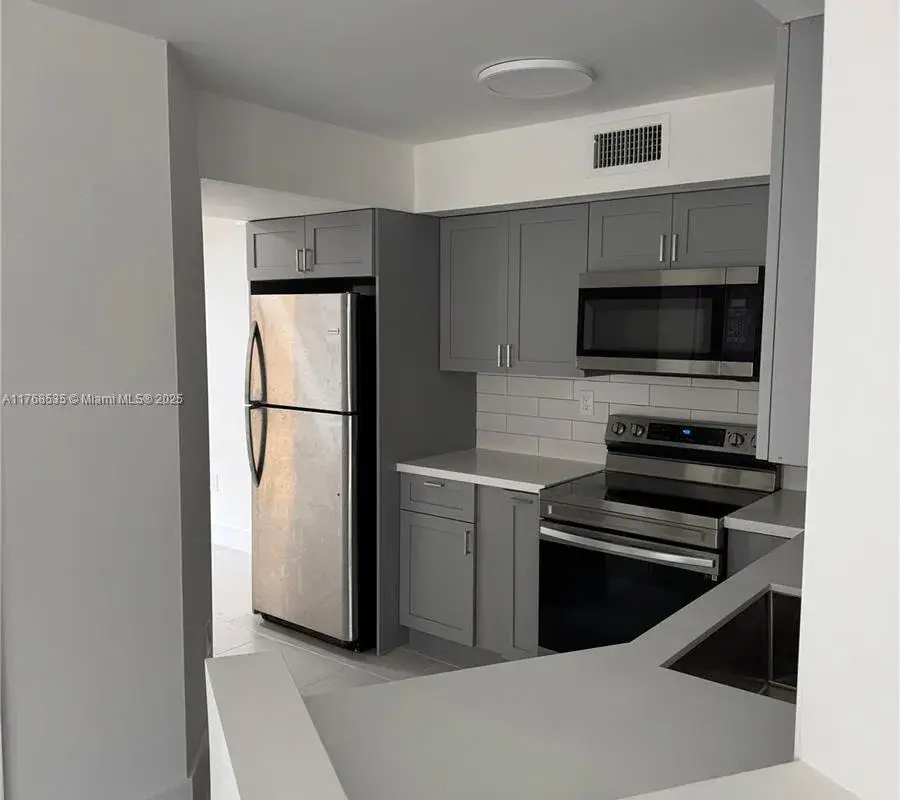 1280 S Alhambra Cir # 2209, Coral Gables FL 33146