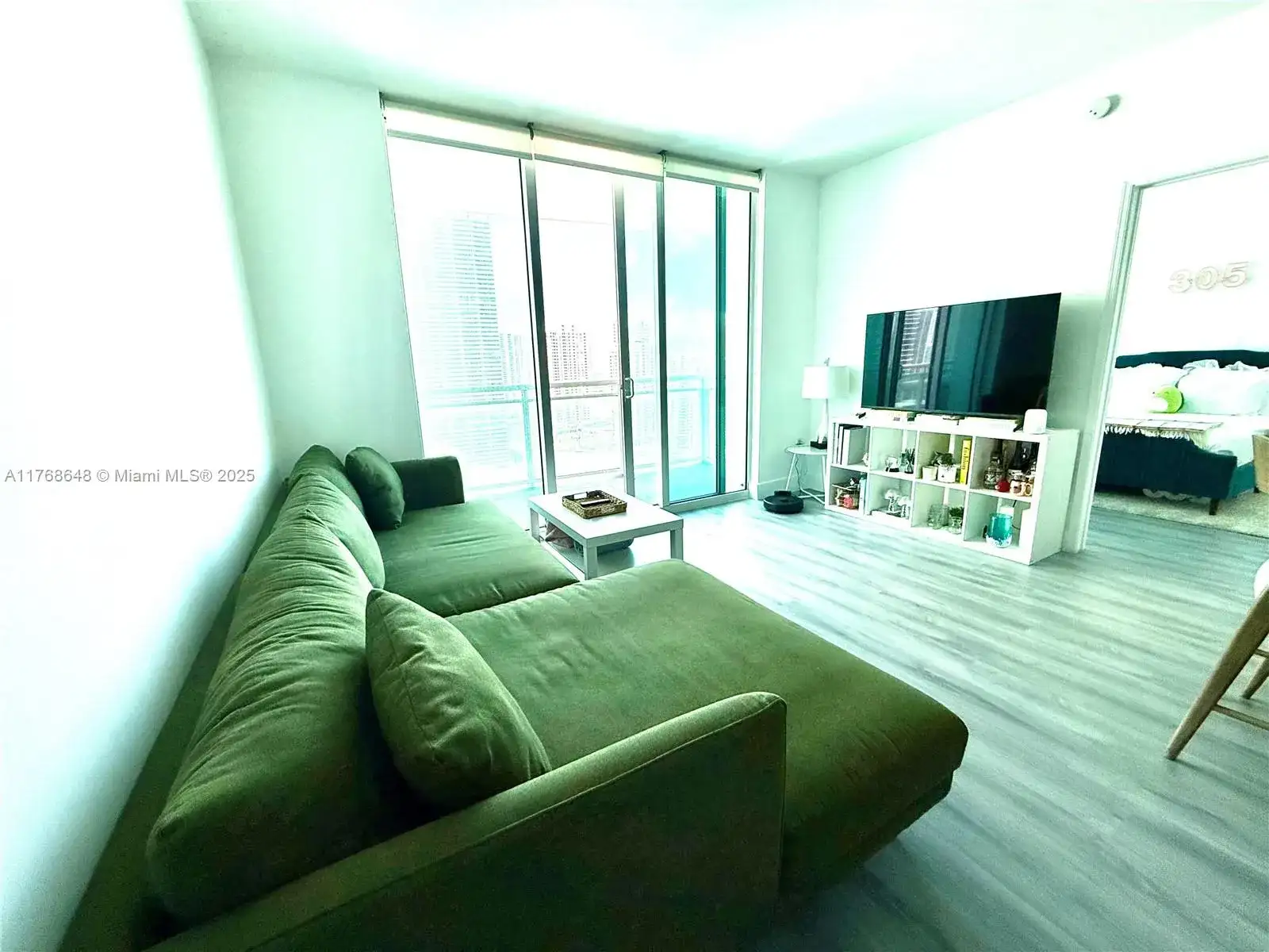 950 Brickell Bay Dr # 2706, Florida City FL 33131 photo 5