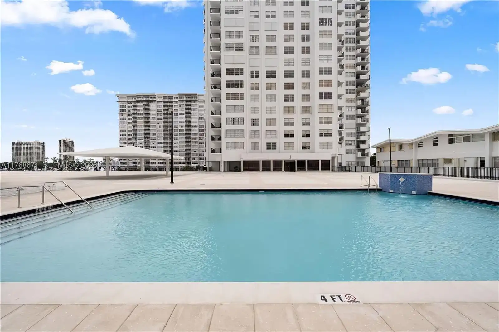 2750 NE 183rd St # 1207, Aventura FL 33160 photo 4