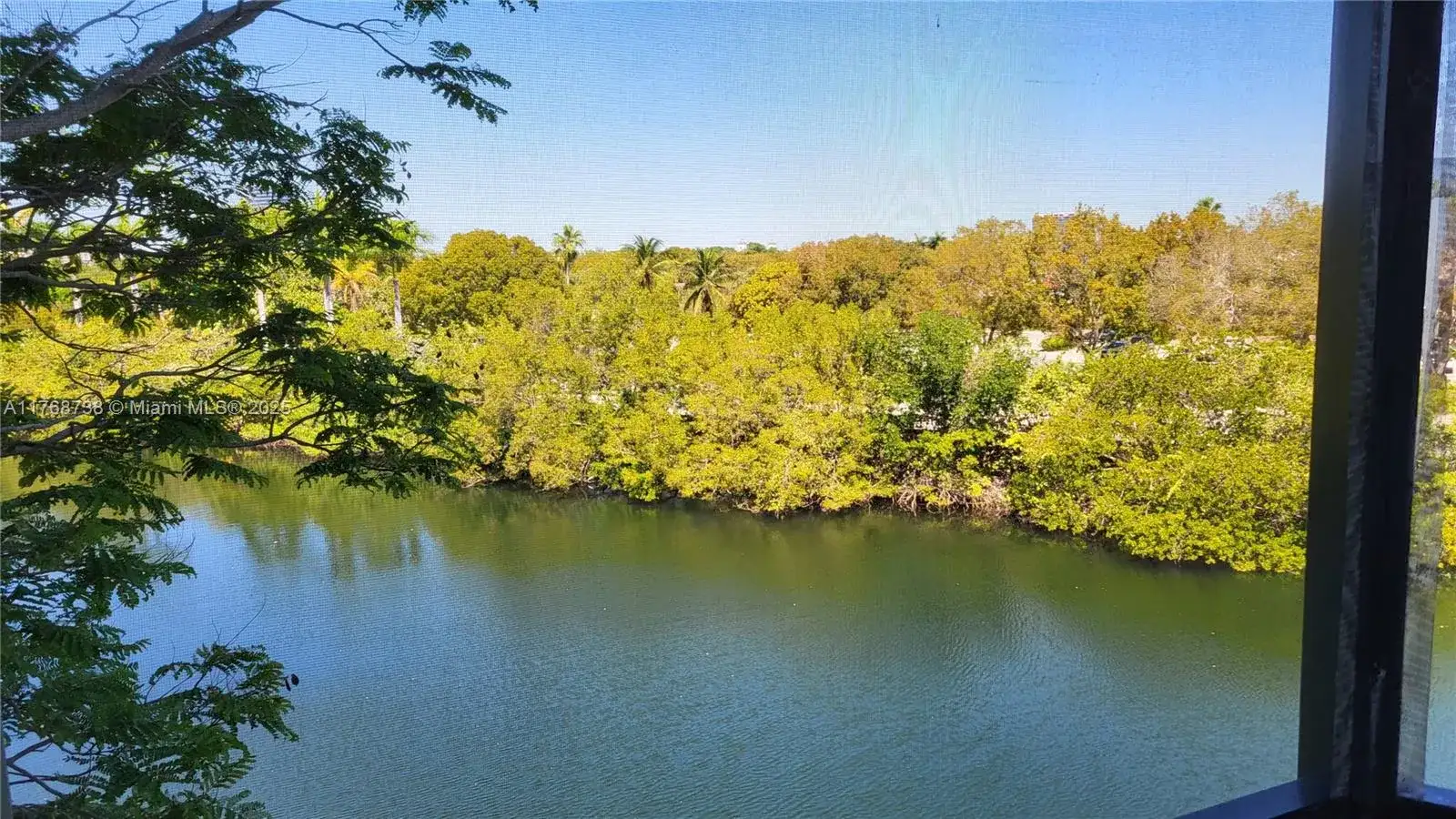 3401 N Country Club Dr # 402, Aventura FL 33180 photo 4