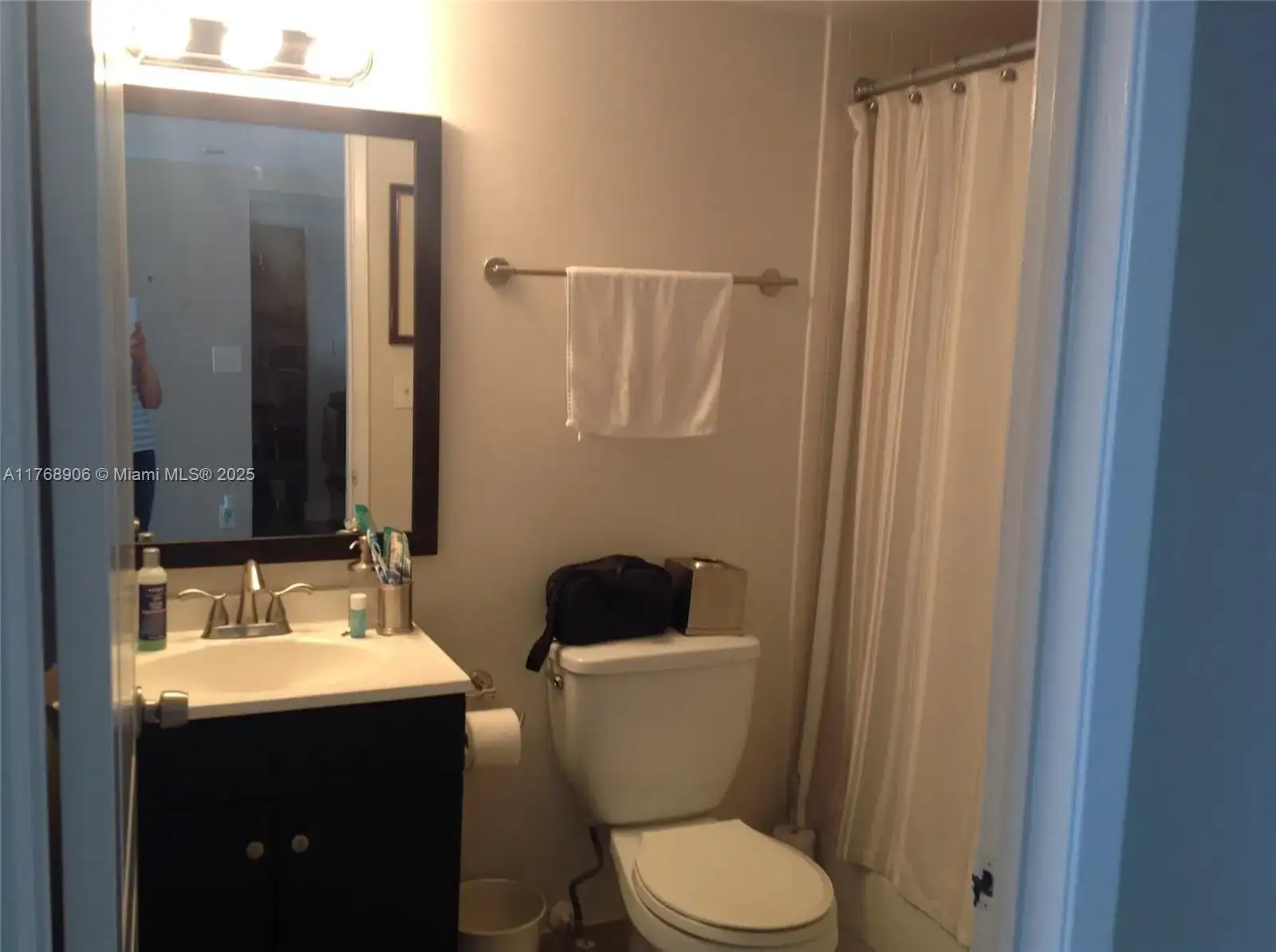 850 N Miami Ave # 1906, Miami FL 33136 photo 5