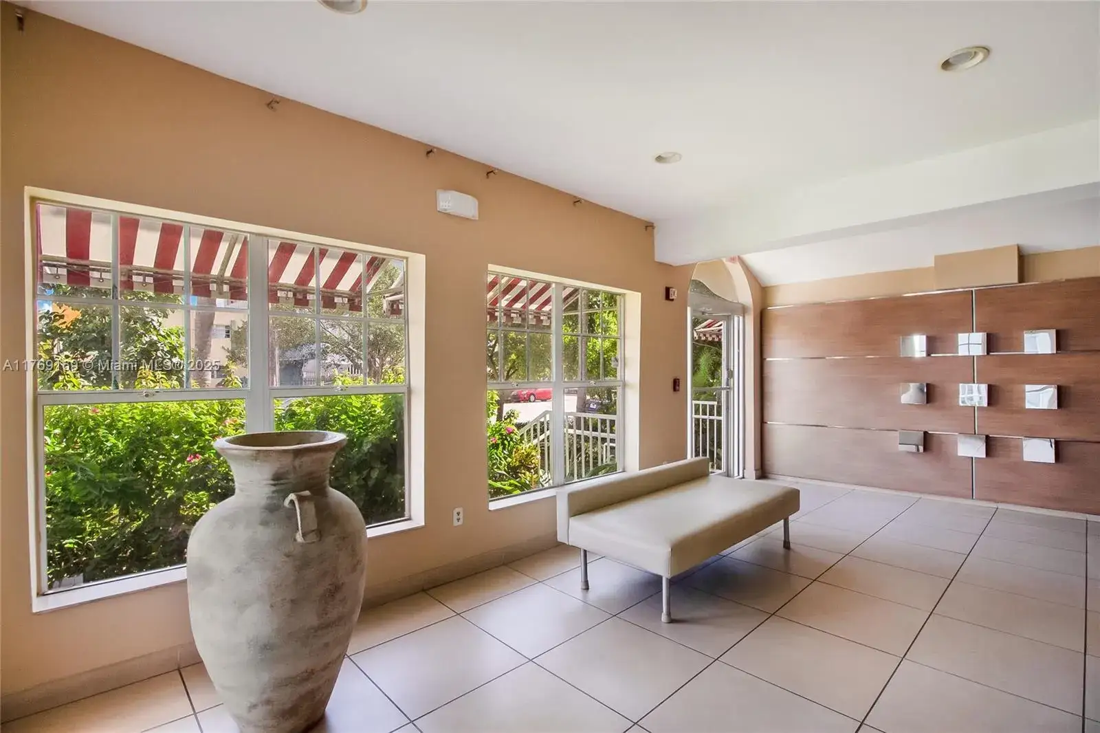 1244 Pennsylvania Ave # 307, Miami Beach FL 33139