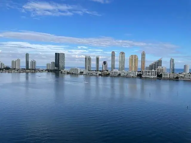 3000 Island Blvd # 1902, Aventura FL 33160
