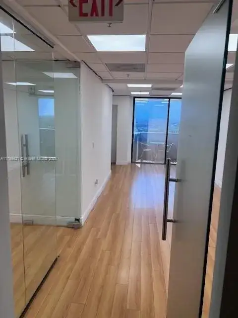 550 Biltmore Way, Coral Gables FL 33134 photo 3