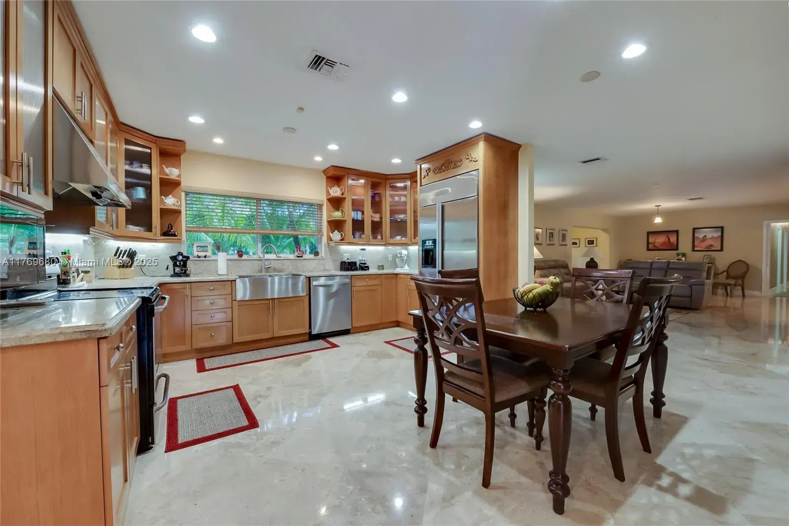 7540 SW 71st Ave, Miami FL 33143