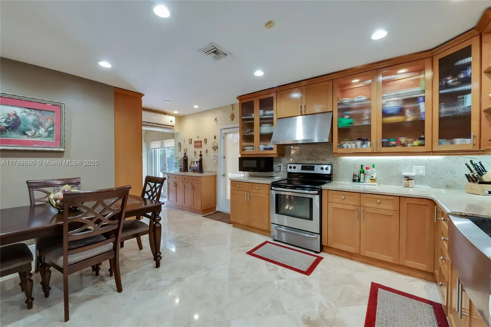 7540 SW 71st Ave, Miami FL 33143