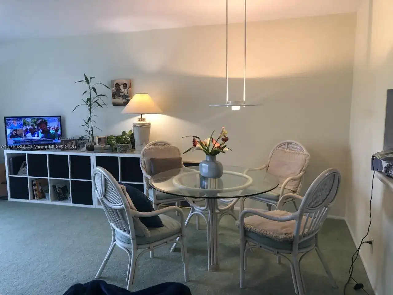1000 NE 14th Ave # 605, Hallandale Beach FL 33009 photo 2