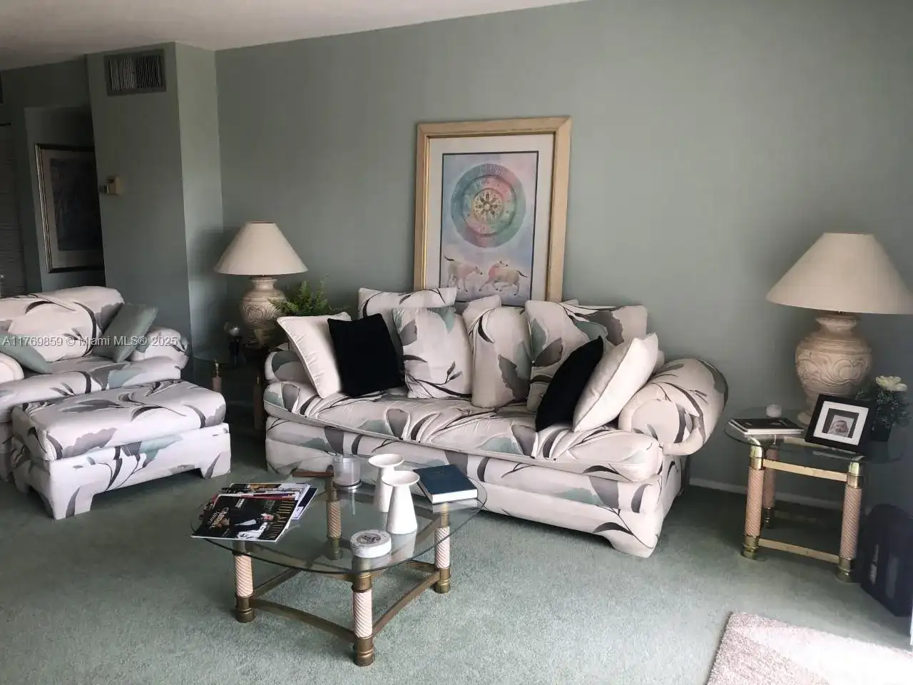 1000 NE 14th Ave # 605, Hallandale Beach FL 33009 photo 3
