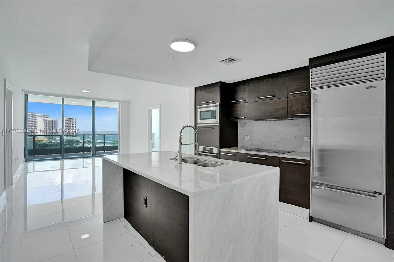 900 Biscayne Blvd # 1808, Miami FL 33132