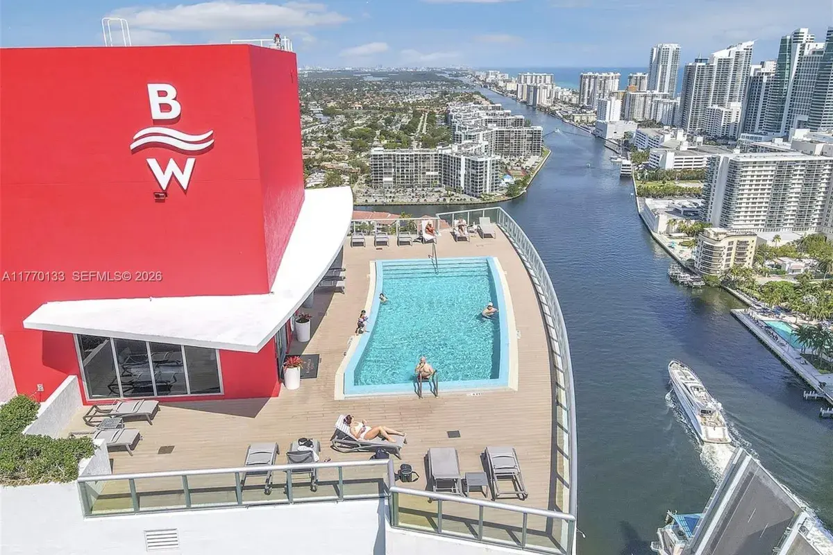 2600 E Hallandale Beach Blvd # T1001, Hallandale Beach FL 33009