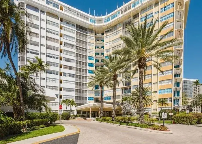 100 Golden Isles Dr # 9, Hallandale Beach FL 33009