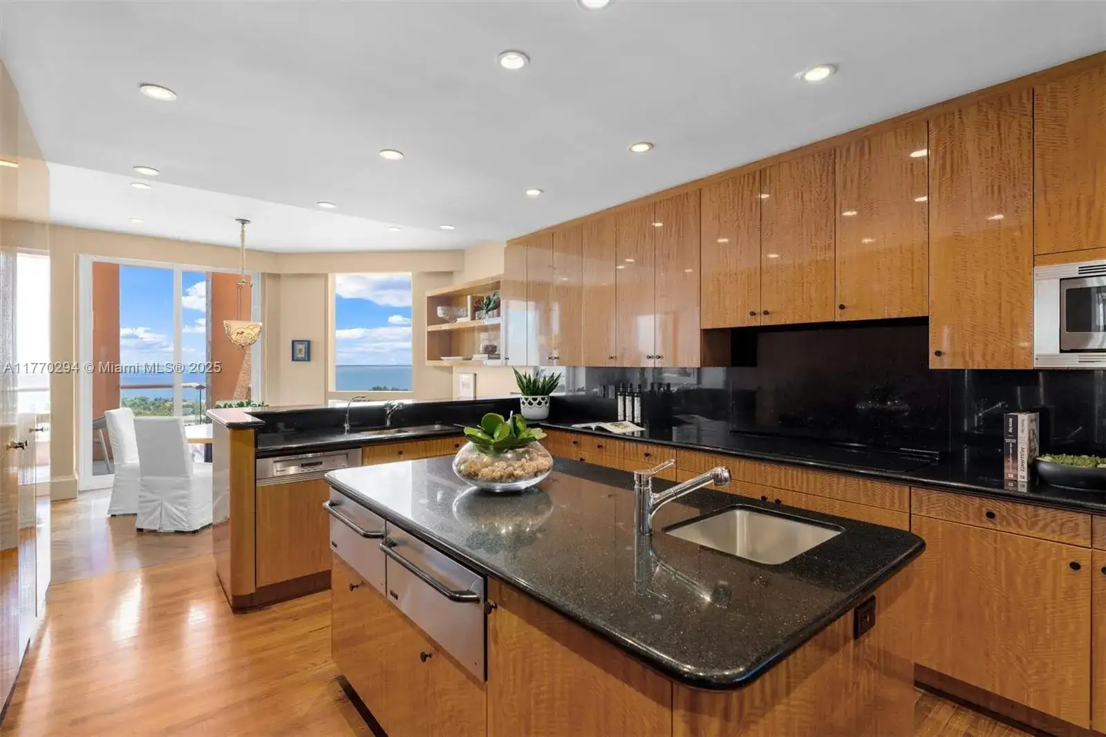 10 Edgewater Dr # 16K, Coral Gables FL 33133 photo 5