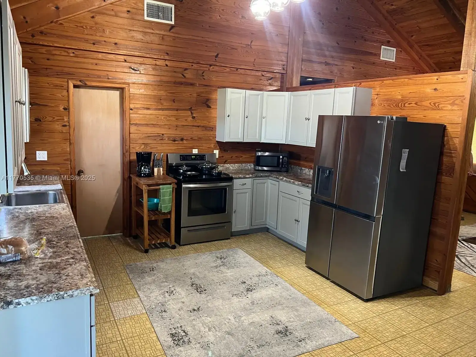 15581 E State Road 78, Other City - In The State Of Florida FL 34974 photo 5