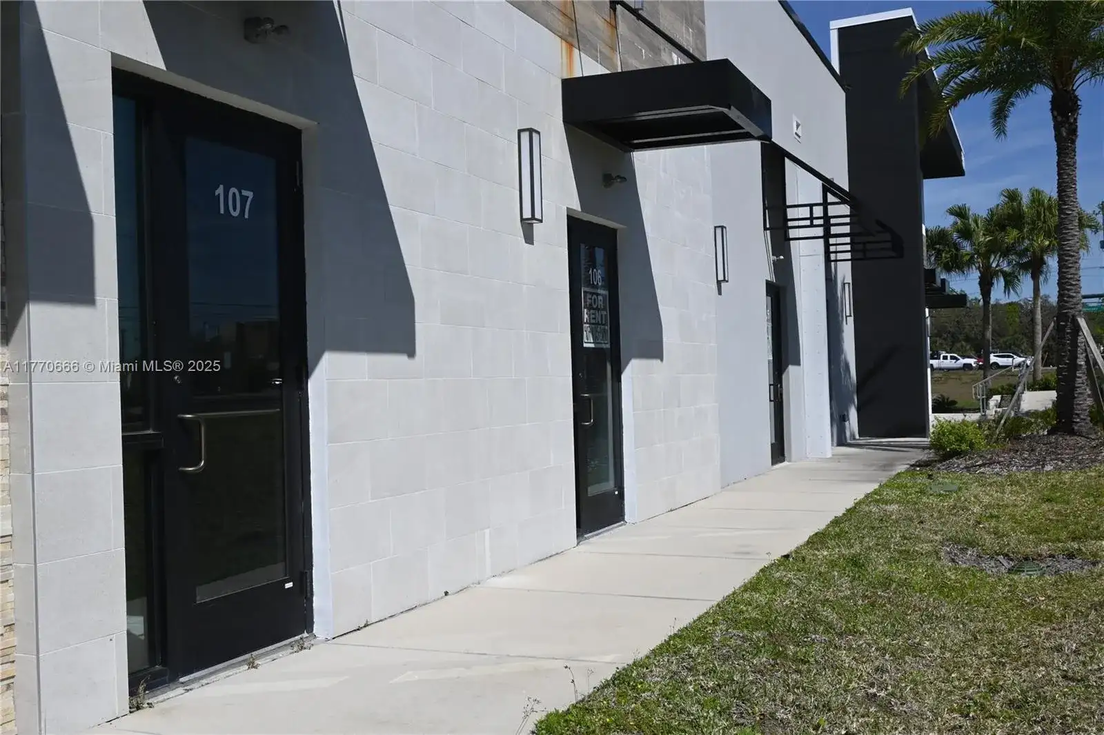 3370 ROUSE RD # 107, Orlando FL 32819 photo 3