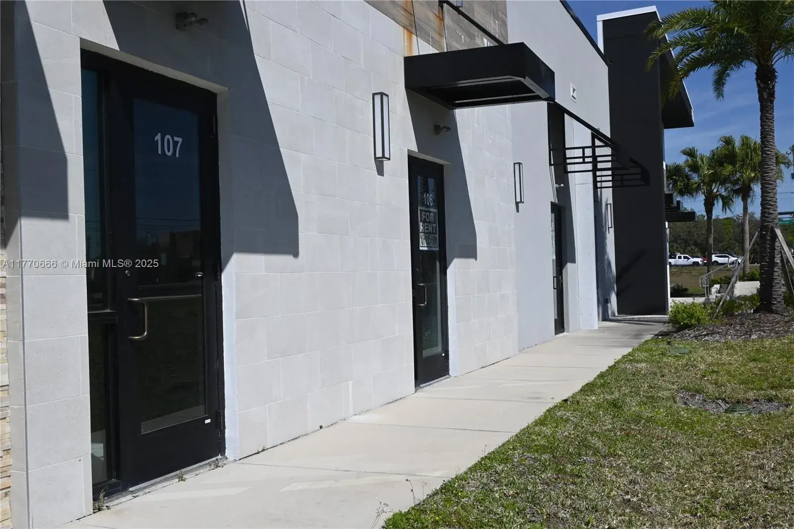 3370 ROUSE RD # 107, Orlando FL 32819