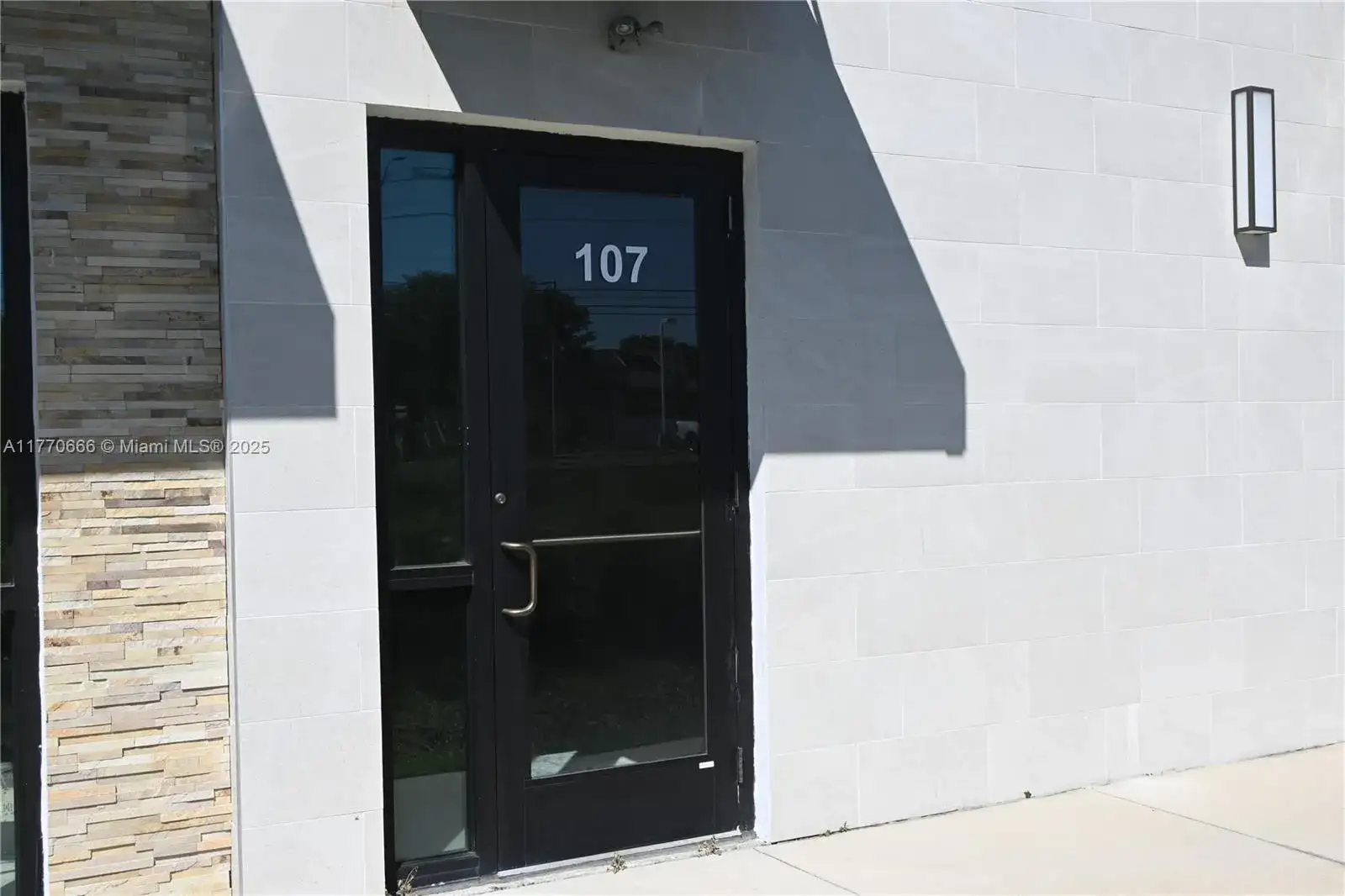 3370 ROUSE RD # 107, Orlando FL 32819 photo 4