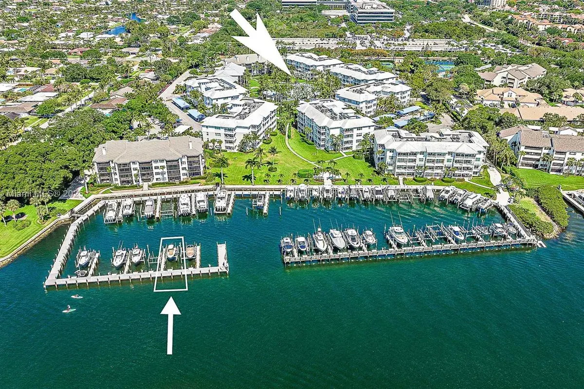 1015 S Bay Colony Drive S Slip 17, Juno Beach FL 33408