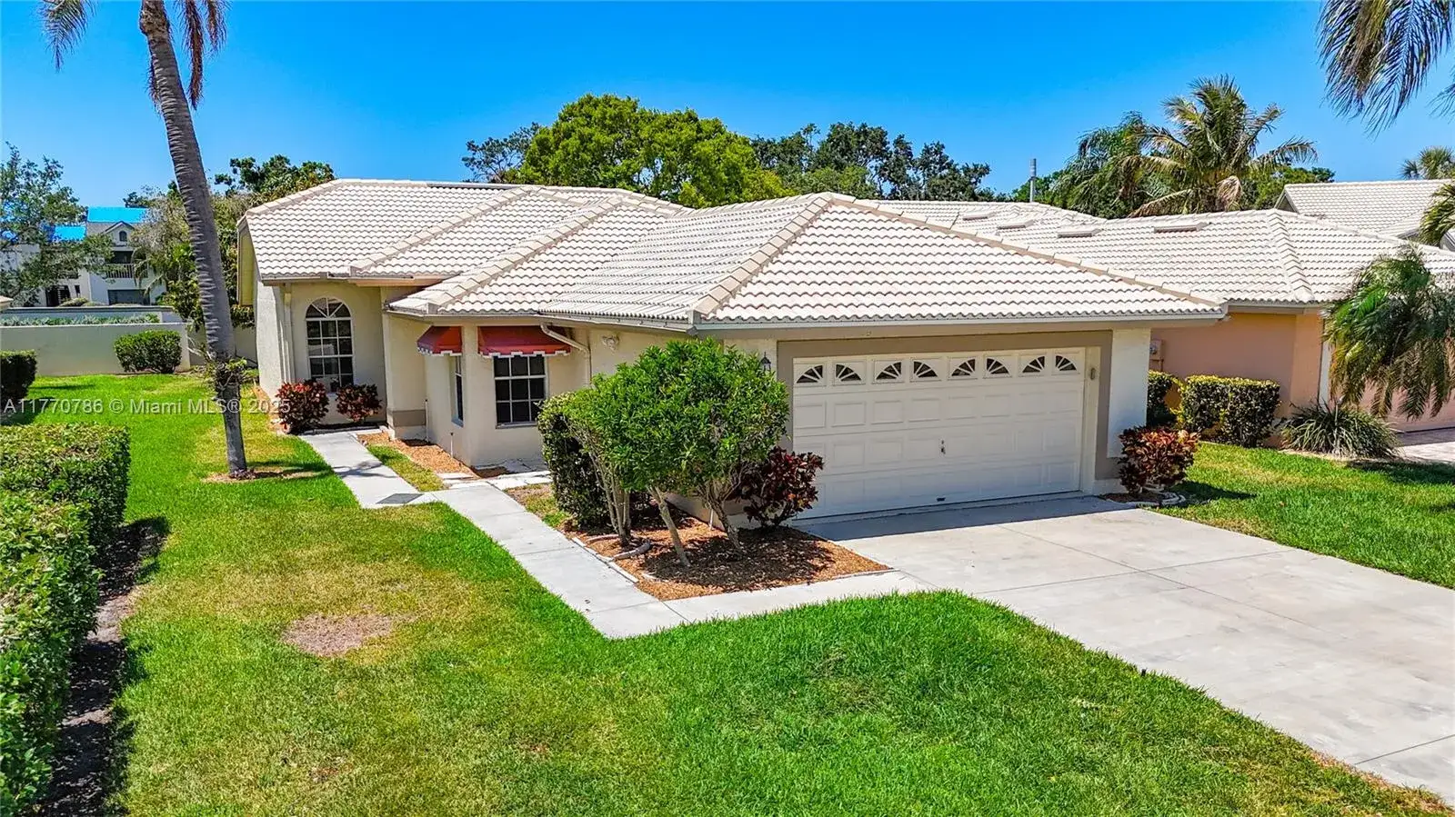 4738 Dundee Dr., Bradenton FL 34210