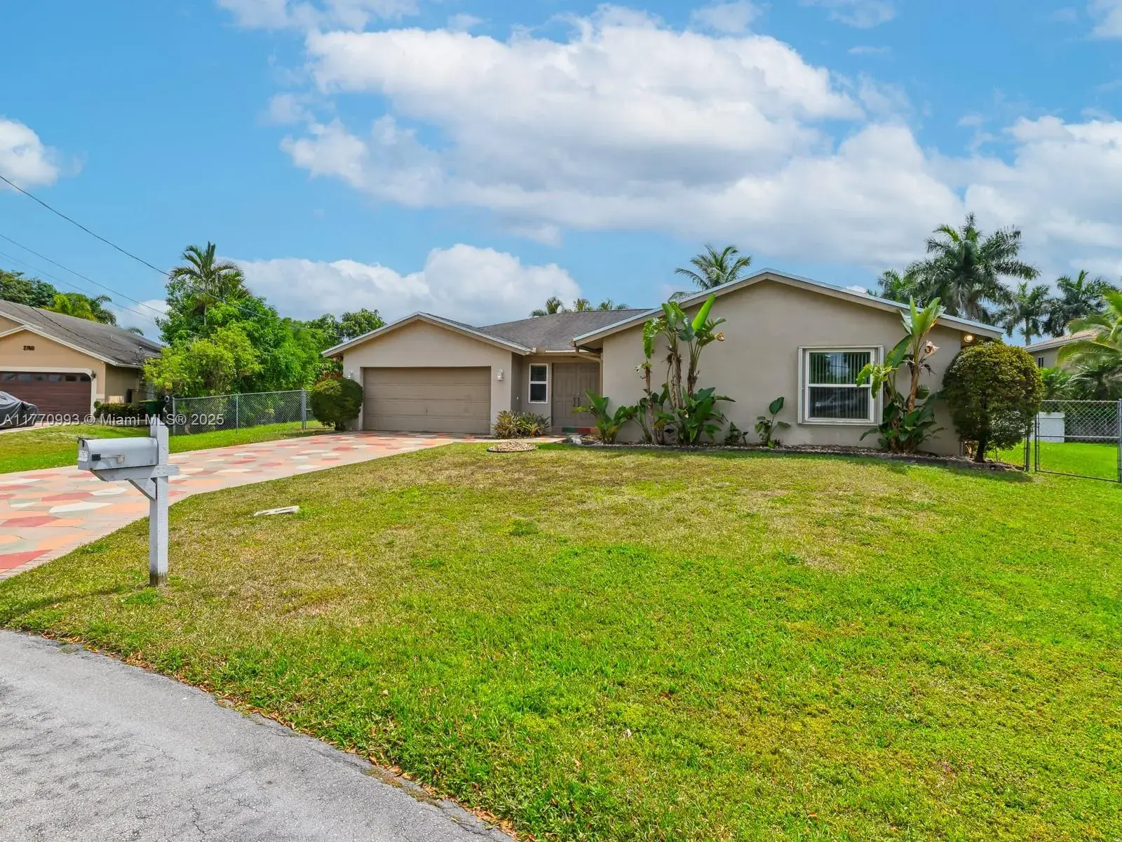 2750 NW 119th Ave, Plantation FL 33323