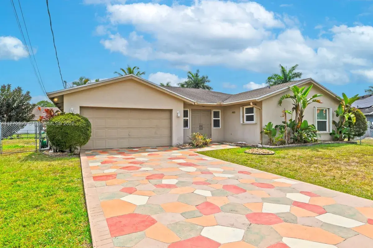 2750 NW 119th Ave, Plantation FL 33323