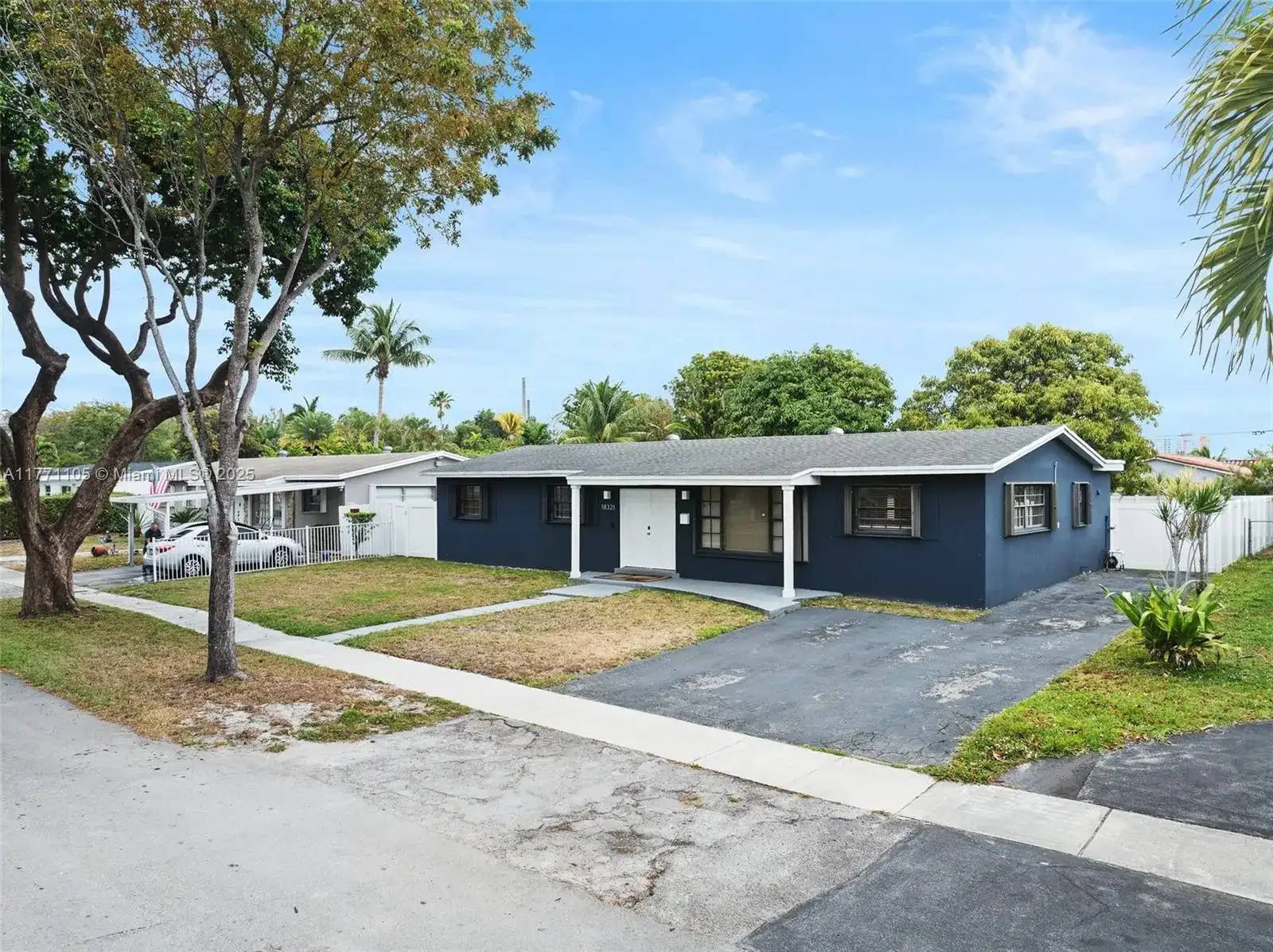 18321 NE 7th Ct, North Miami Beach FL 33179 photo 4