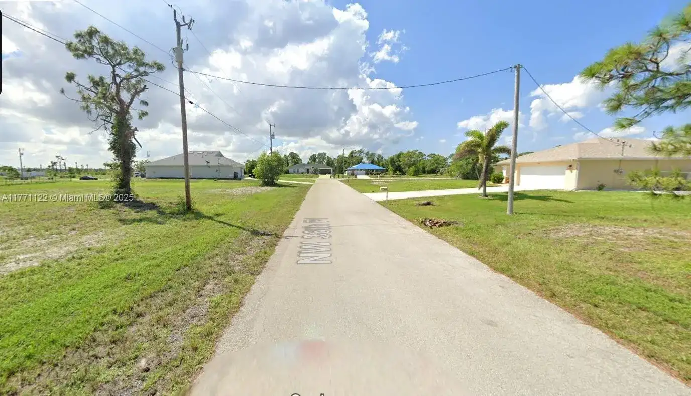 4309 NW 36 th PL, Cape Coral FL 33993 photo 2