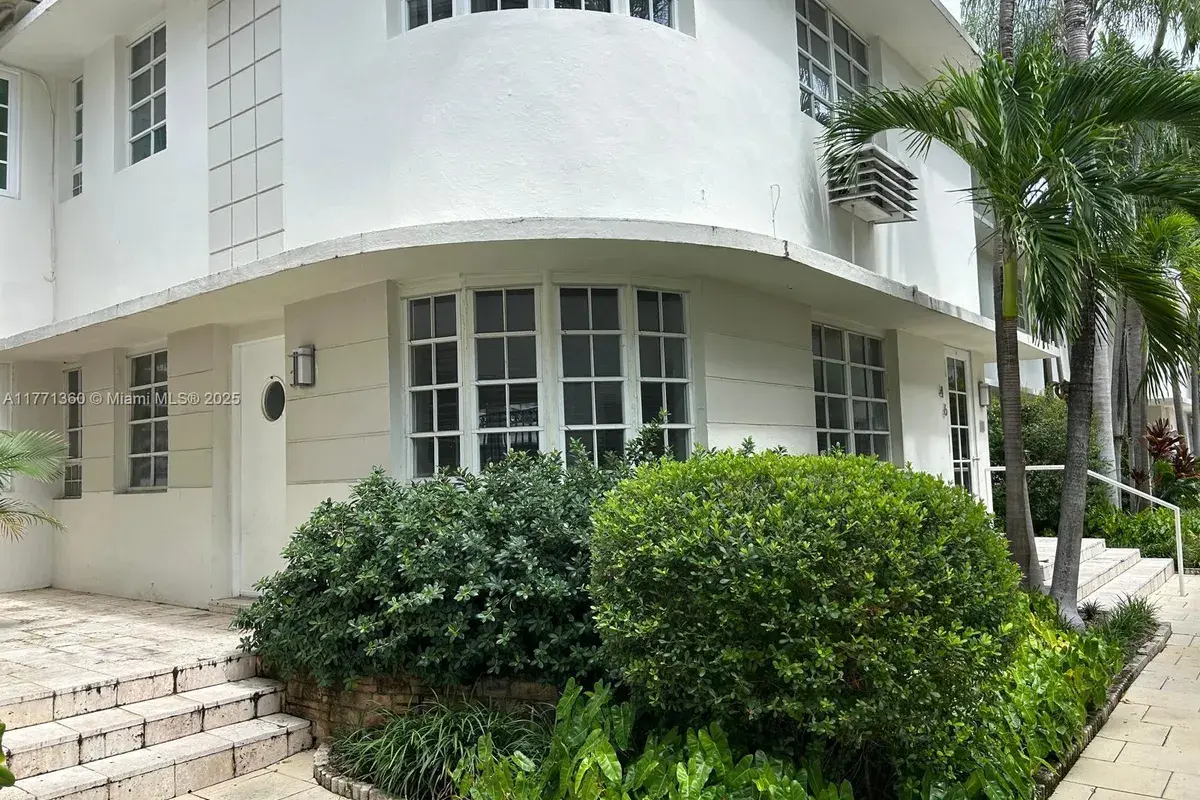 1605 Lenox Ave # 3, Miami Beach FL 33139