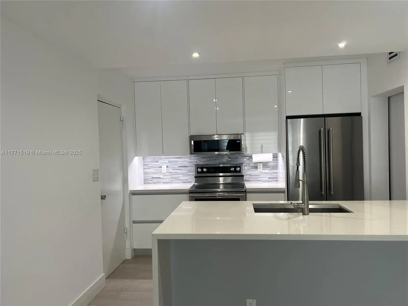 900 River Reach Dr # 504, Fort Lauderdale FL 33315
