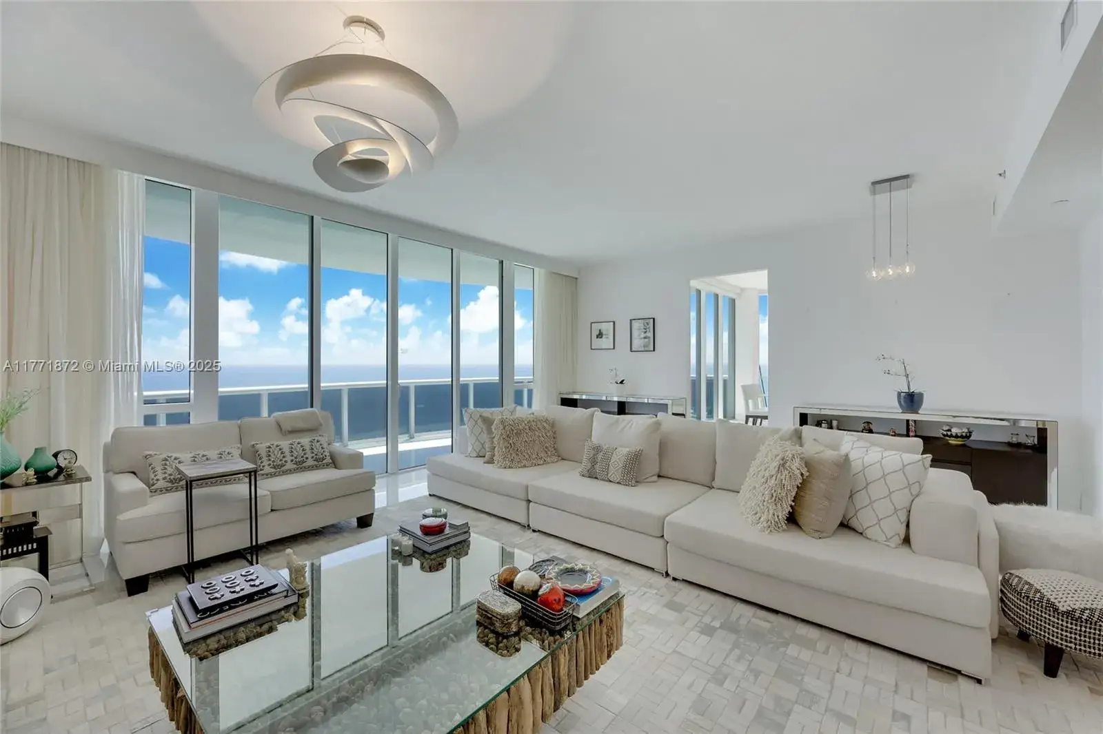 15811 Collins Ave # 2101, Sunny Isles Beach FL 33160