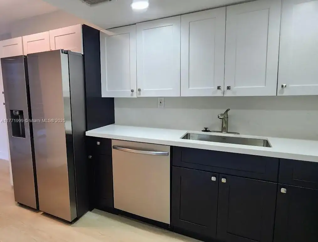 17890 W Dixie Hwy 318 Hwy # 3, North Miami Beach FL 33160 photo 4