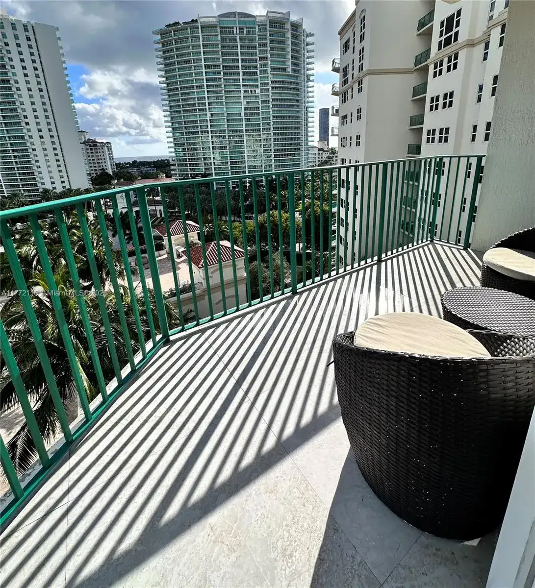 19900 E Country Club Dr # 1012, Aventura FL 33180 photo 5