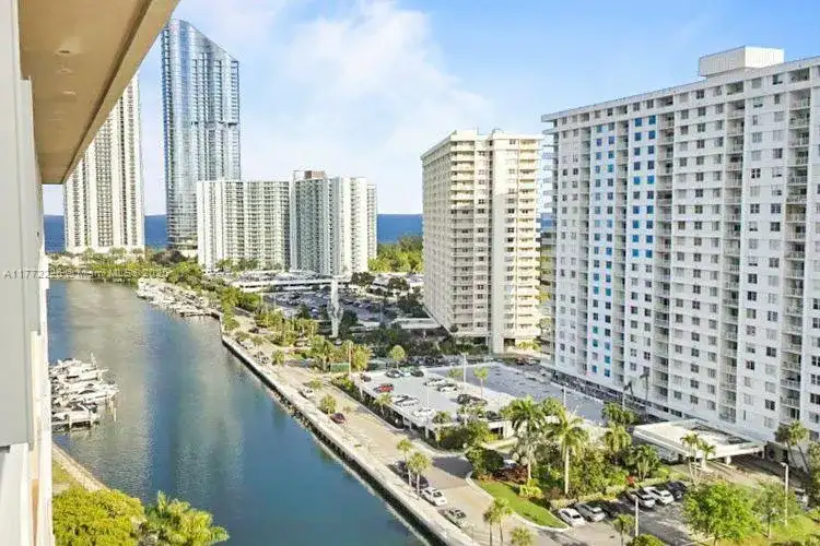 400 Kings Point Dr # 1607, Sunny Isles Beach FL 33160 photo 2