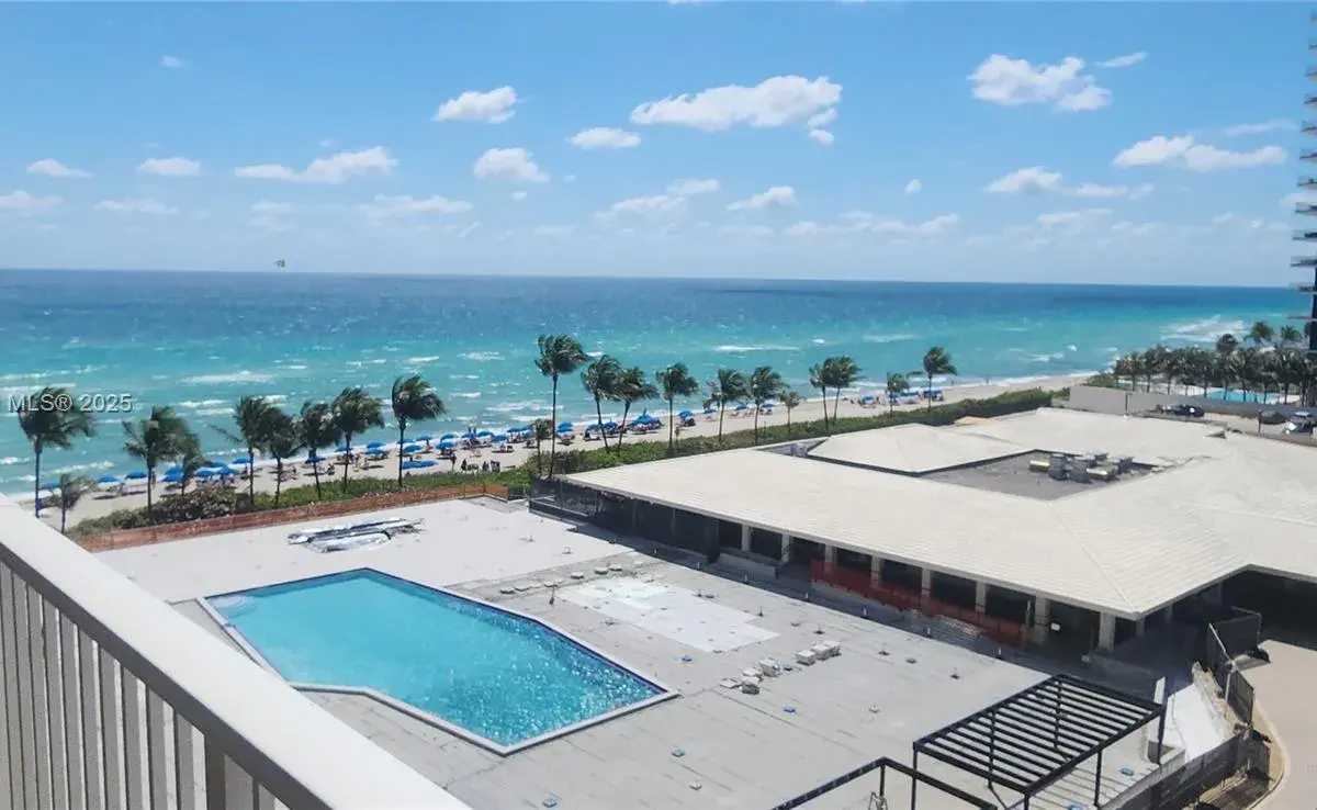 1950 S Ocean Dr, Hallandale Beach FL 33009