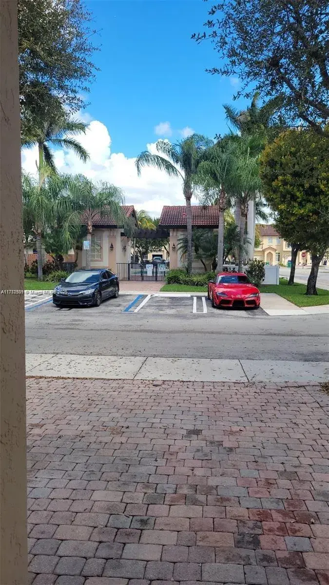 12940 SW 135th St # 12940, Miami FL 33186