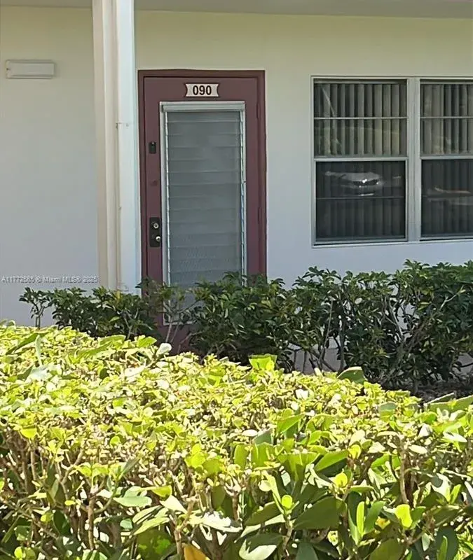 90 Fanshaw C # 90, Boca Raton FL 33434