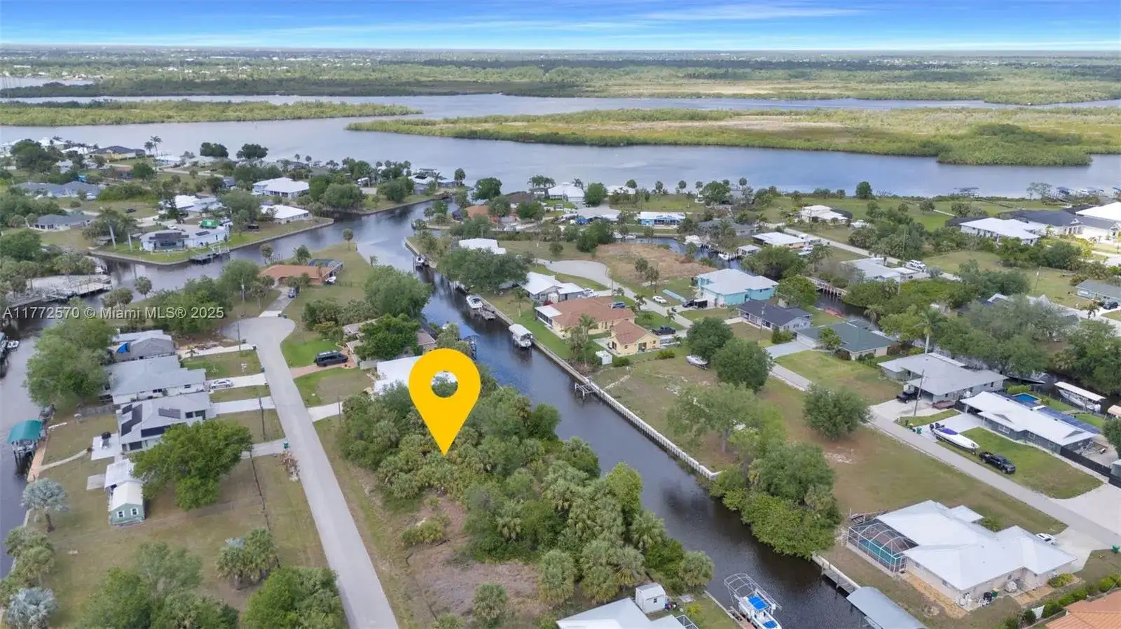 28450 Sabal Palm Dr, Punta Gorda FL 33982 photo 2