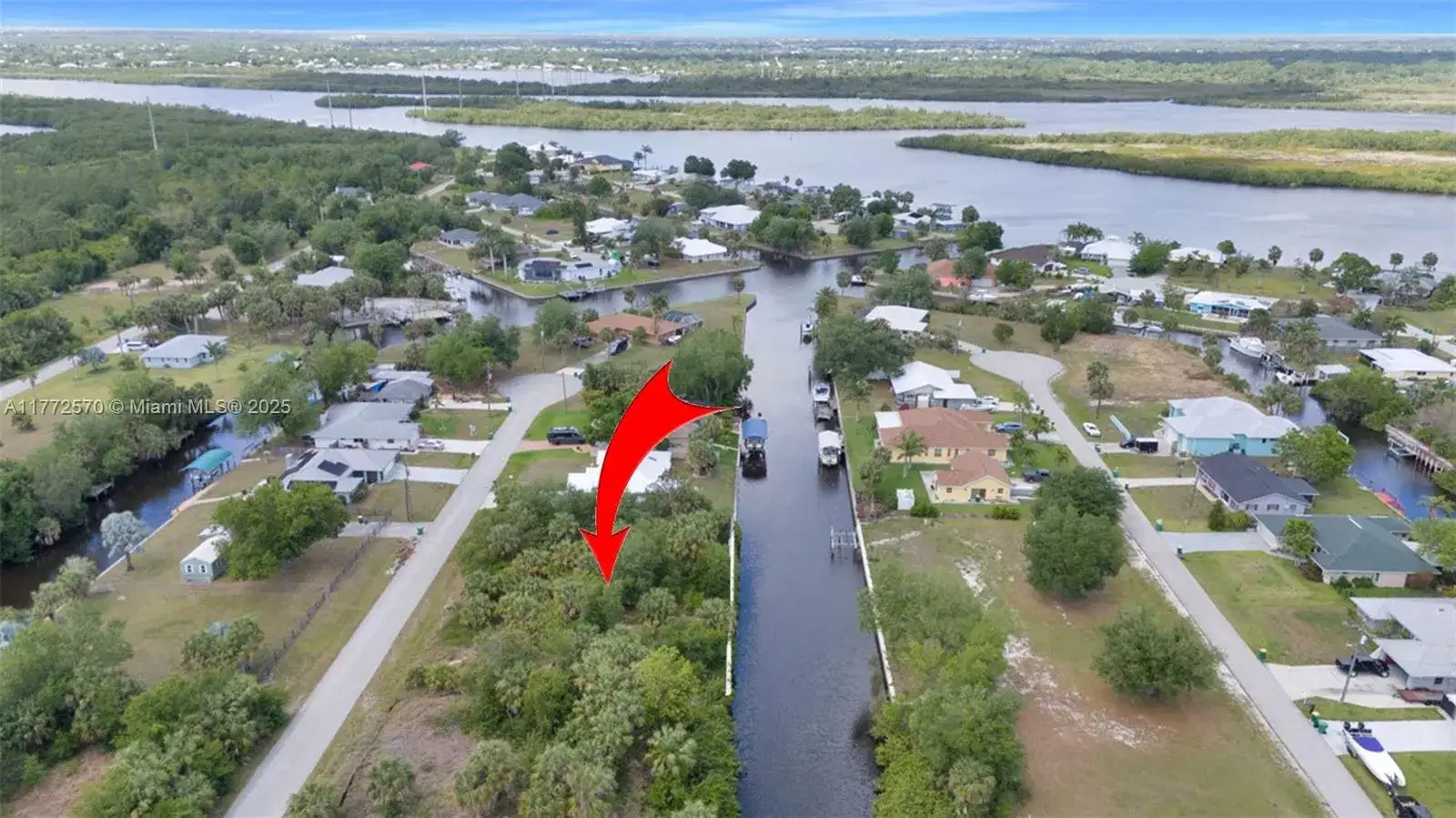 28450 Sabal Palm Dr, Punta Gorda FL 33982 photo 3