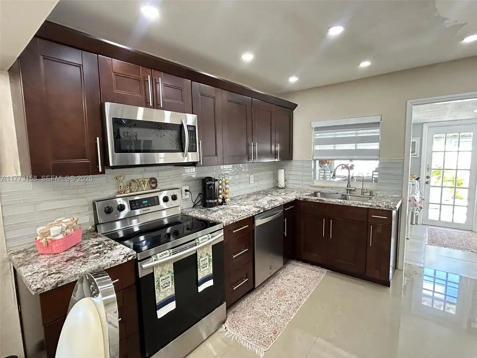 1941 NW 113th Ter, Miami FL 33167 photo 2