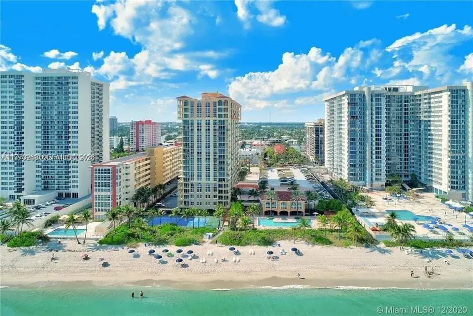 2080 S Ocean Dr # 1405, Hallandale Beach FL 33009
