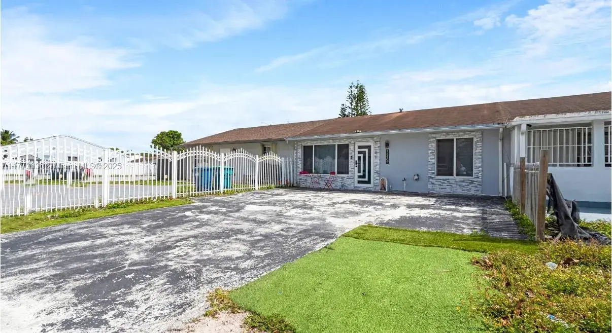 18802 NW 45th Ave, Miami Gardens FL 33055