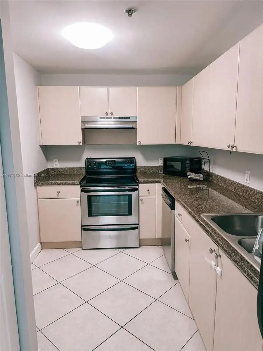 2280 SW 32nd Ave # 510, Miami FL 33145 photo 2