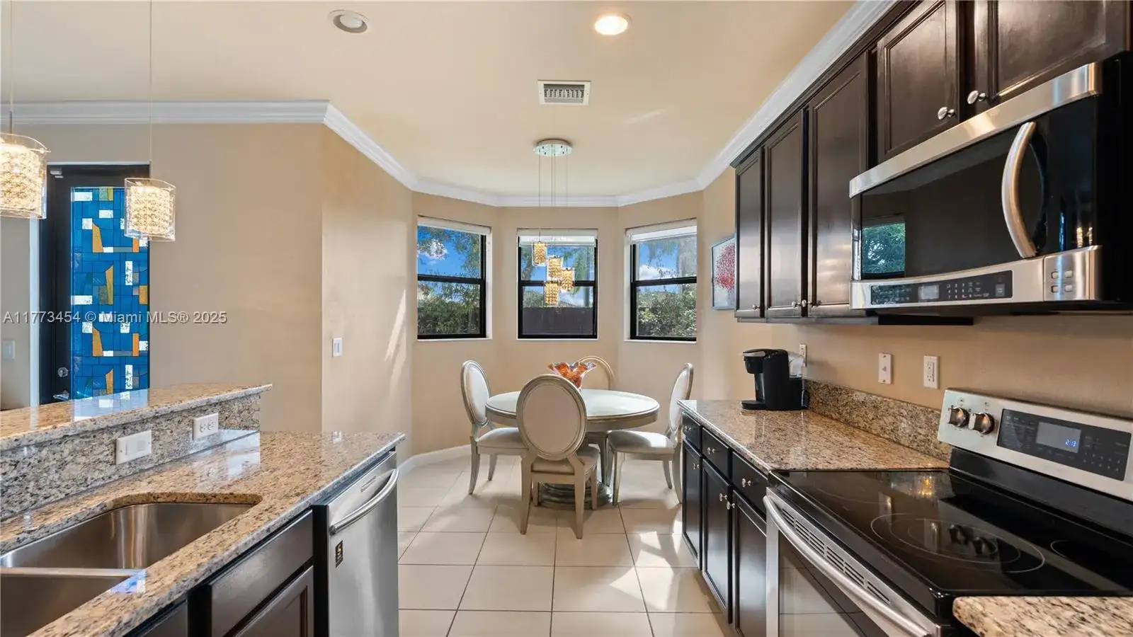 2742 NE 1st St, Homestead FL 33033 photo 3
