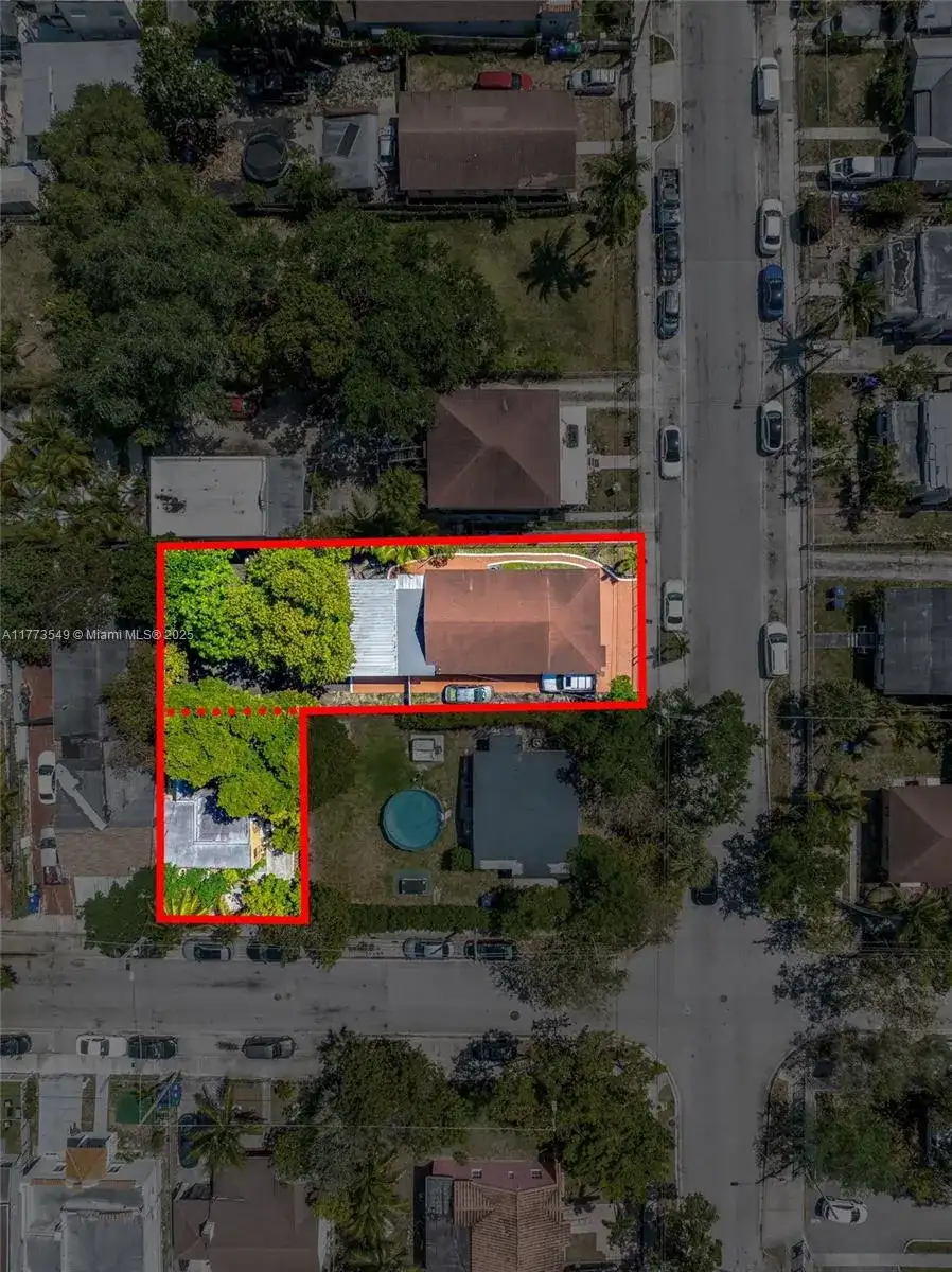 3123 NW 3rd Ave, Miami FL 33127 photo 2