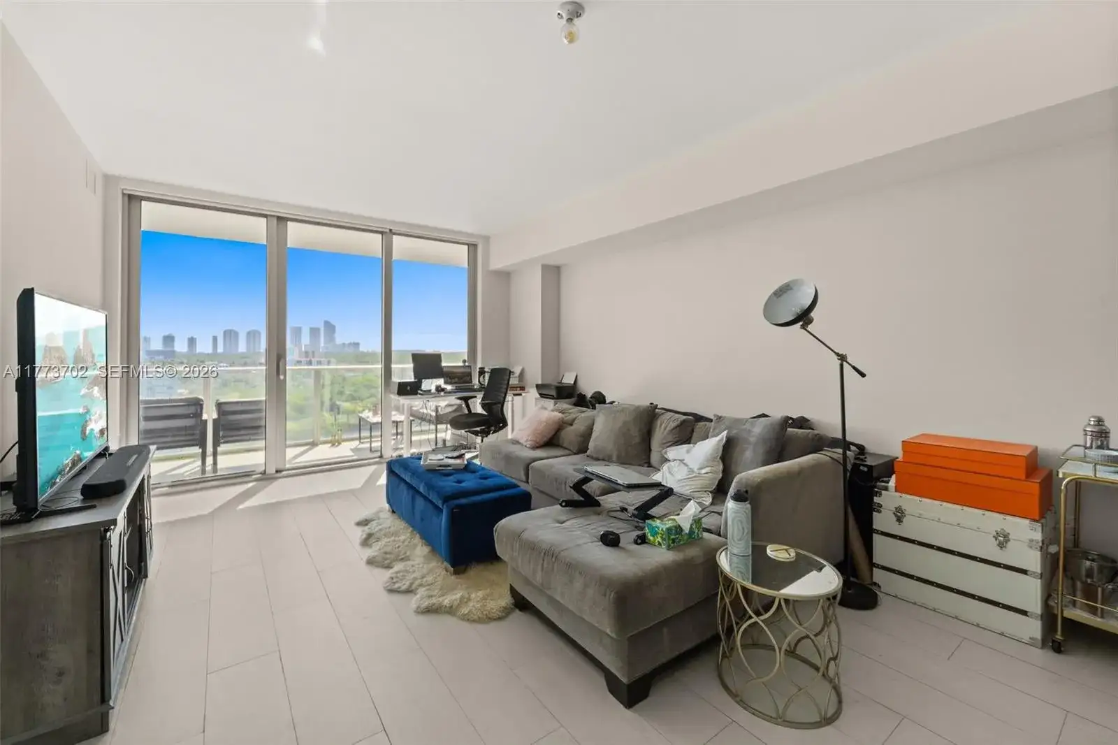 16385 Biscayne Blvd # 1019, North Miami Beach FL 33160 photo 4