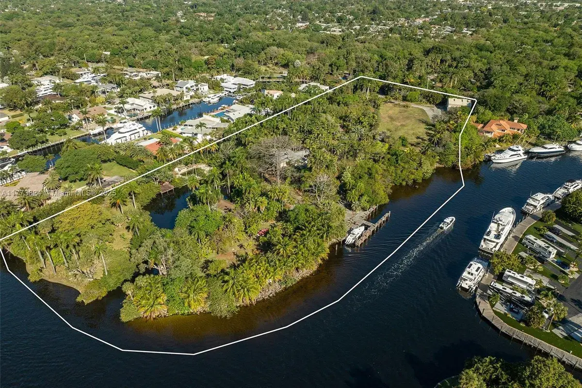 2350 SW 26th Ave, Fort Lauderdale FL 33312